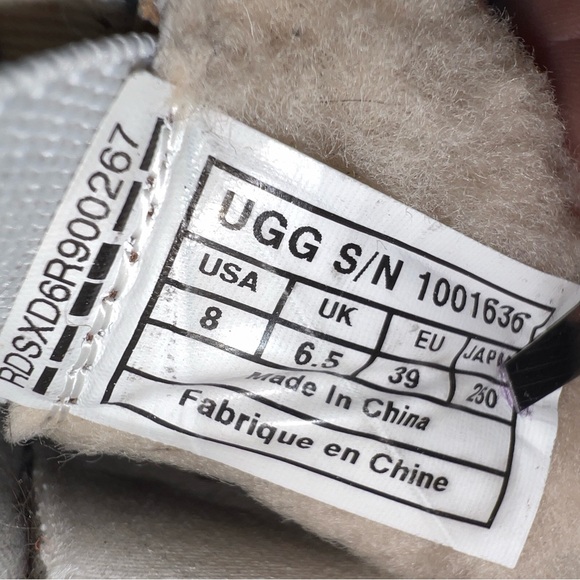 UGG Laela Quilted Nubuck  Sheepskin Leather Slip-on Sneaker size 8 - Picture 7 of 12